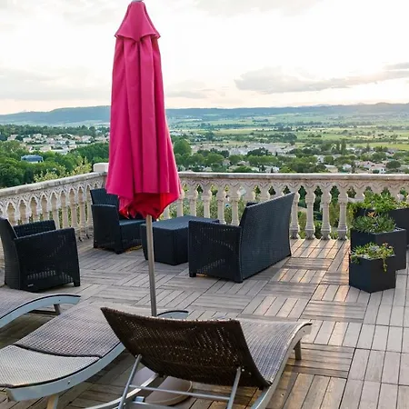 Vue Panoramique Avec Piscine Et Jacuzzi Langlade